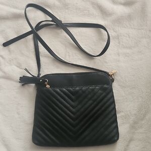 Elegant Black Quilted Crossbody Bag